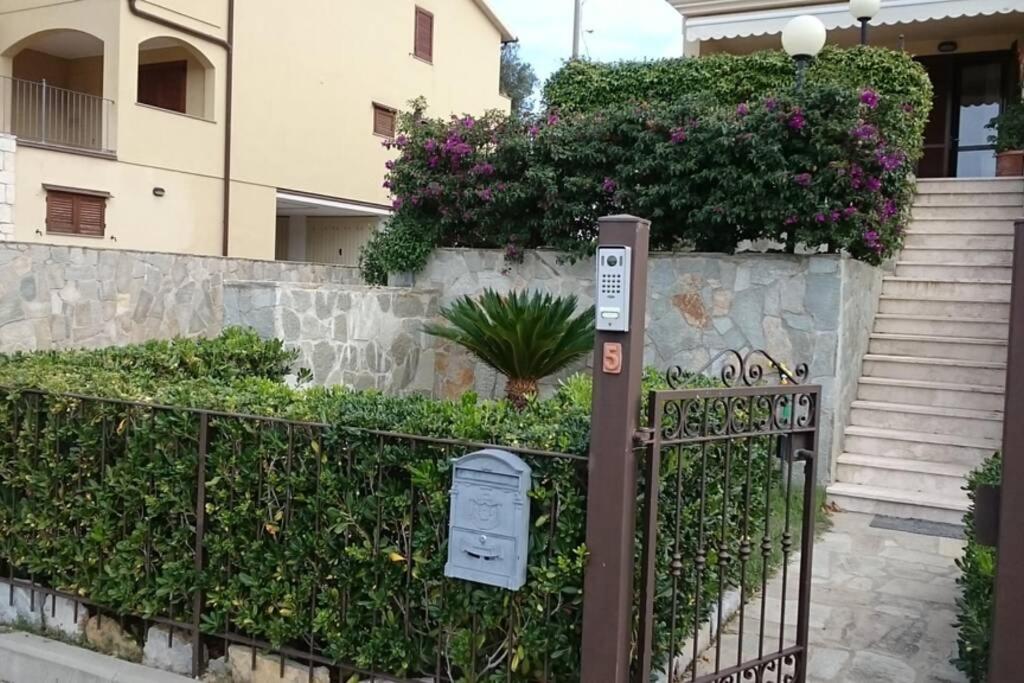 Grazioso Appartamento A 5 Minuti Di Auto Dal Mare Scarlino Luaran gambar